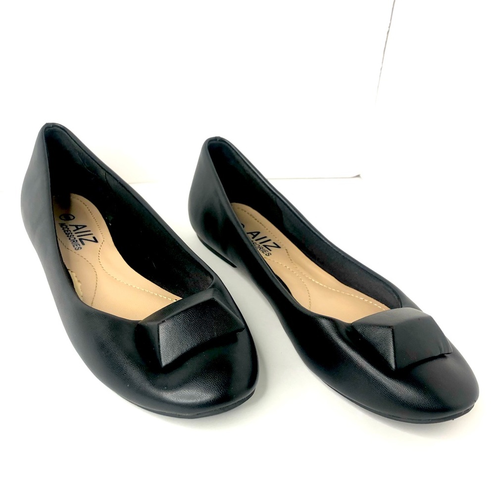 AIIZ Accessories Flat Shoes